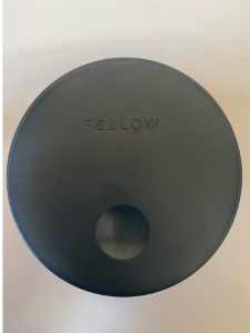 Photograph of the Fellow Carter Move Mug Slide Lock Lid in closed position.